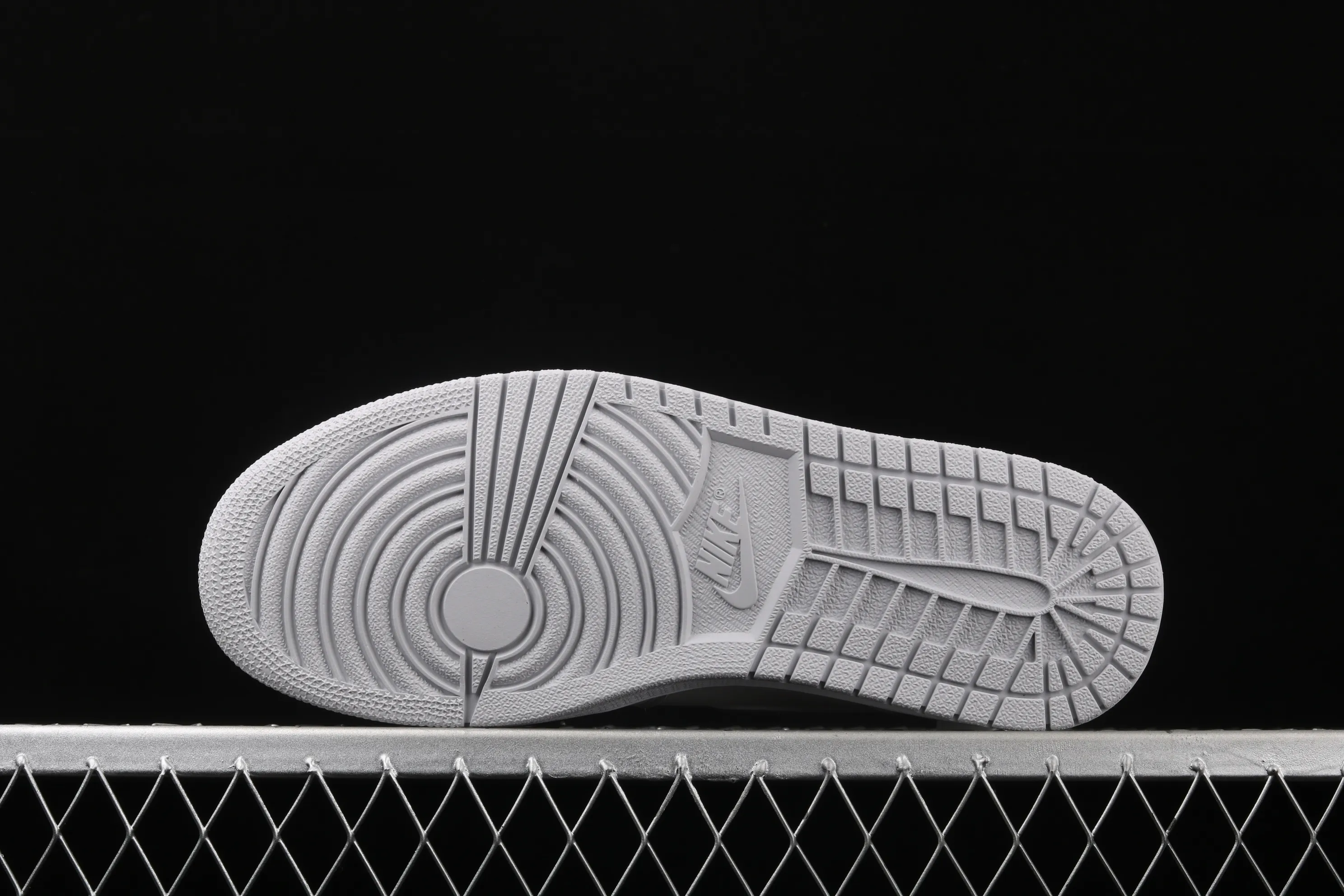 All categories Air Jordan Jordan series basketball shoes Air Jordan 1 High X version Air Jordan 1 High OG "Japan" AJ1 Joe 1 Japan League Gray Silver DC1788-029